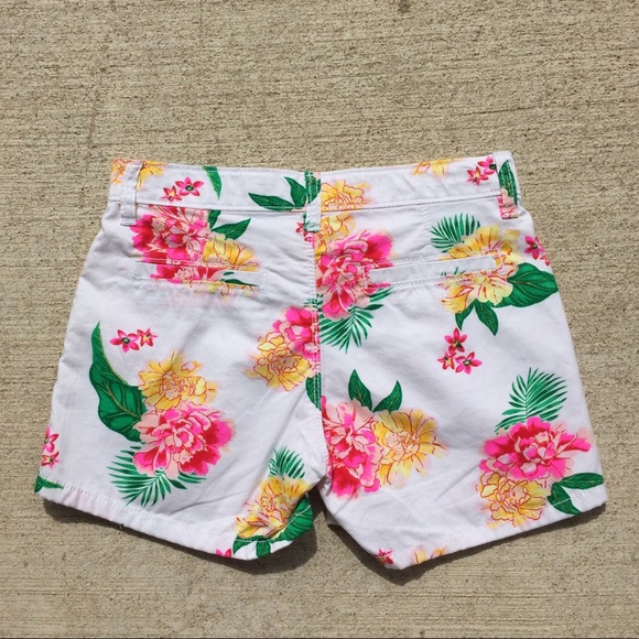 Floral shorts - Picture 2 of 2